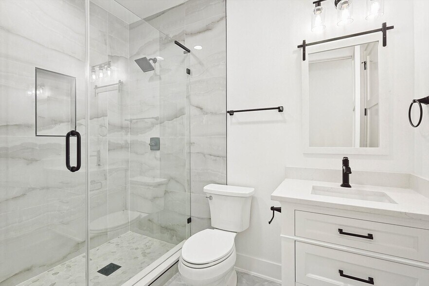 More Photos Of 767 W Main St, Coppell Storefront Retail Office For Sale