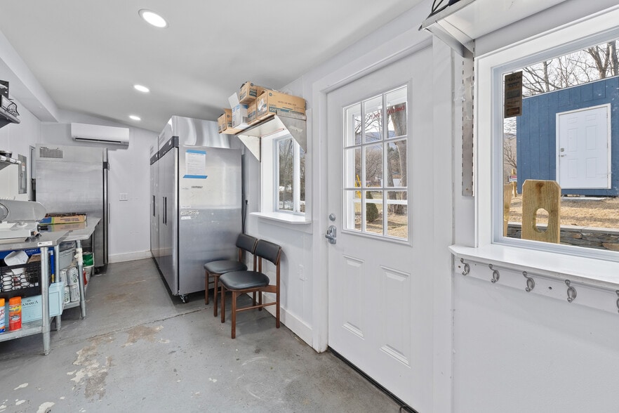 More Photos Of 4645 Main St, Manchester Center Restaurant For Sale