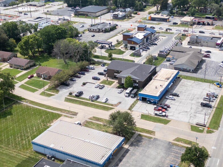 More Photos Of 110 SE Grant St, Ankeny Office For Sale