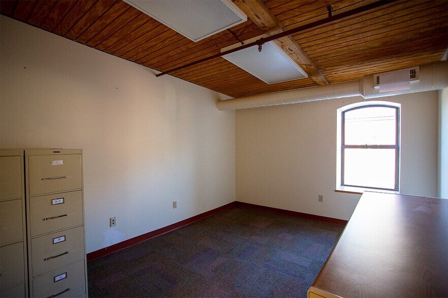 More Photos Of 63 Great Rd, Maynard Loft Creative Space For Lease