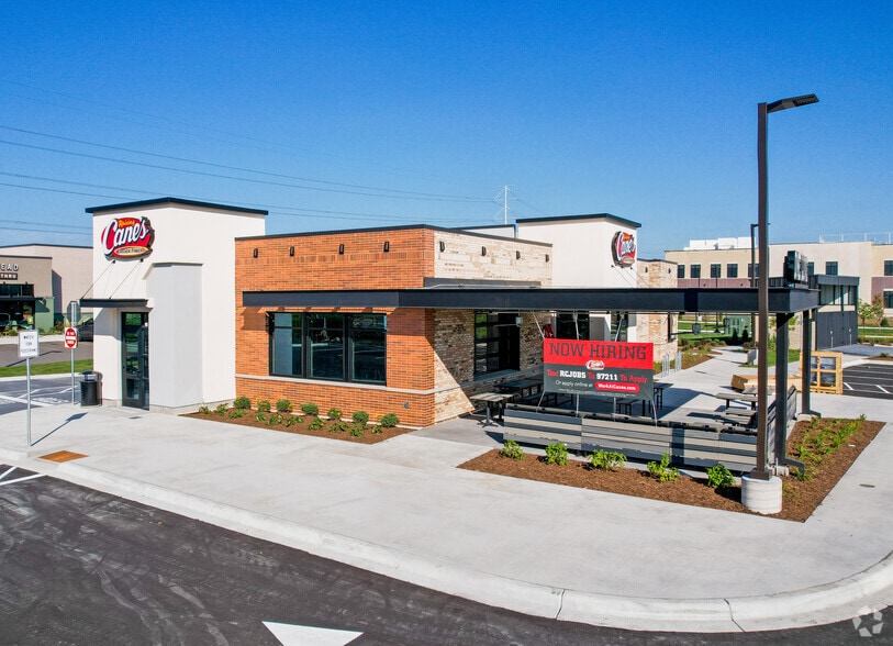 More Photos Of 5625 96th Ave, Brooklyn Park Fast Food For Sale