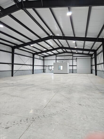 More Photos Of 25 Marigold Ln, Ringgold Warehouse For Lease