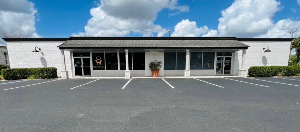 More Photos Of 12538 Palm Beach Blvd, Fort Myers Freestanding For Sale