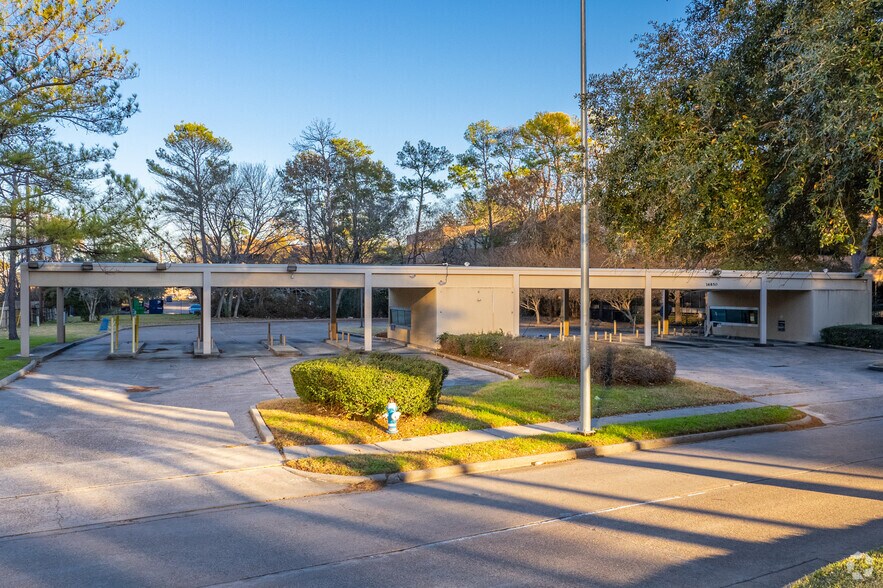 More Photos Of 16850 Northchase Dr, Houston Bank For Sale