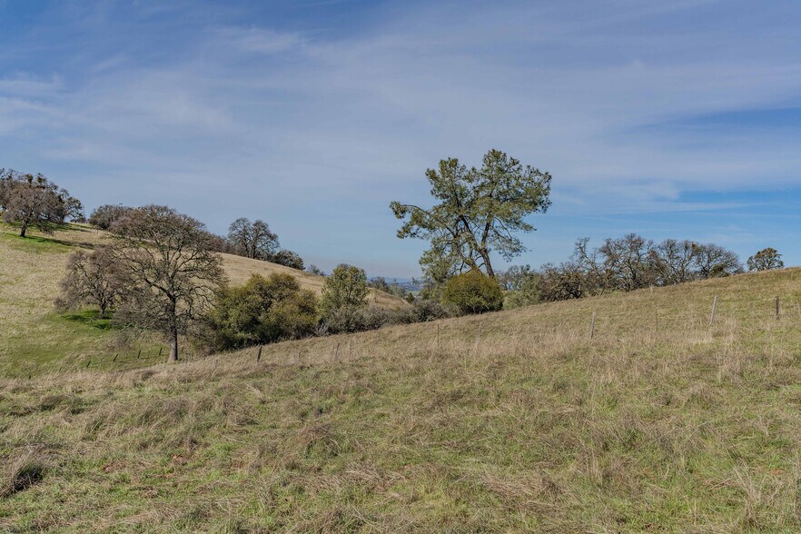 More Photos Of Old Highway 49, Sutter Creek Land For Sale