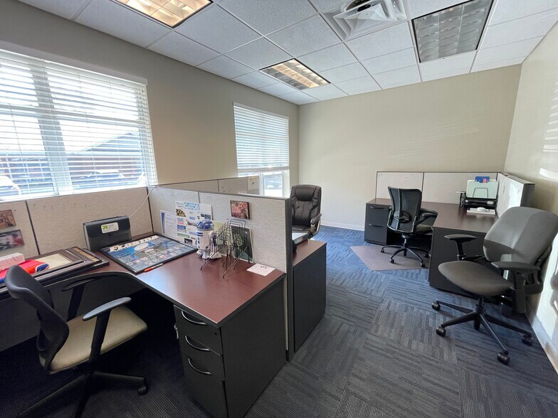 More Photos Of 4965 NW 8th Ave, Gainesville Office For Lease