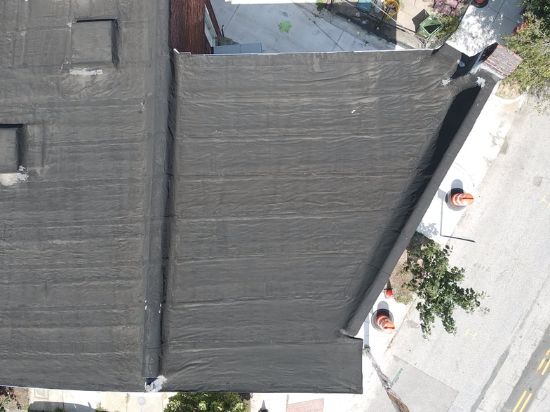 More Photos Of 200 W Lorraine Ave, Baltimore Storefront Retail Residential For Sale
