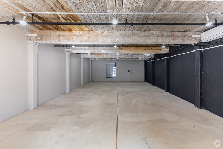 More Photos Of 61-67 West St, Brooklyn Office For Lease