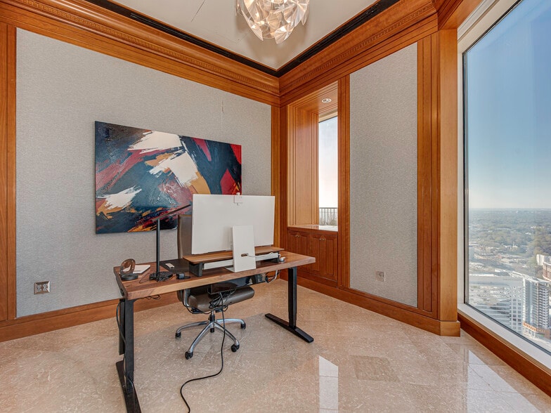 More Photos Of 301 S College St, Charlotte Office For Lease