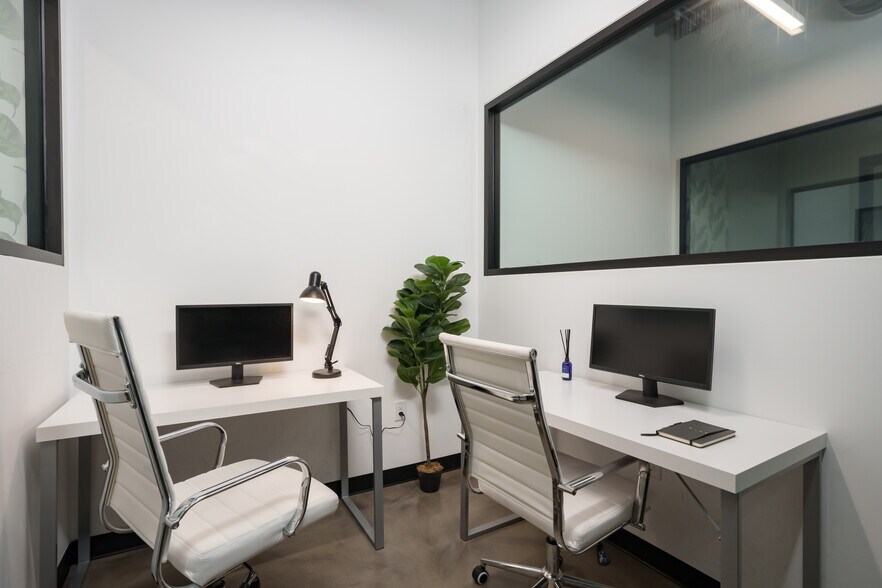 More Photos Of 1201 E Cesar Chavez St E, Austin Coworking Space