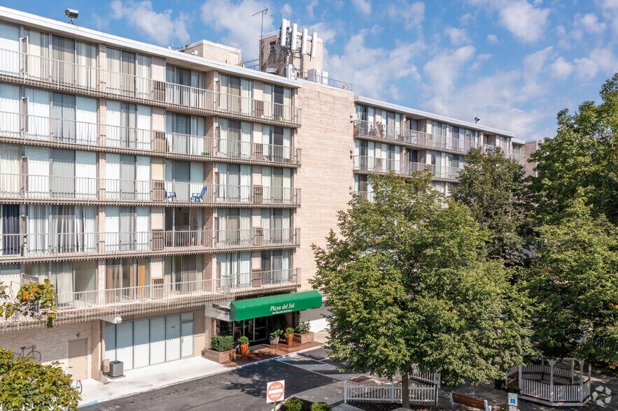 More Photos Of 401 Cooper Landing Rd, Cherry Hill Apartments For Lease