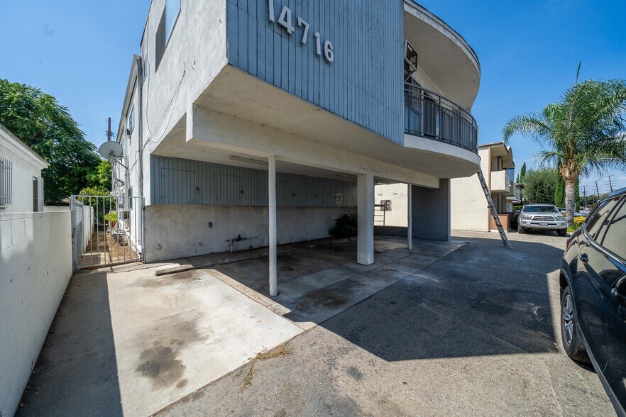 More Photos Of 14716 Magnolia Blvd, Sherman Oaks Apartments For Sale