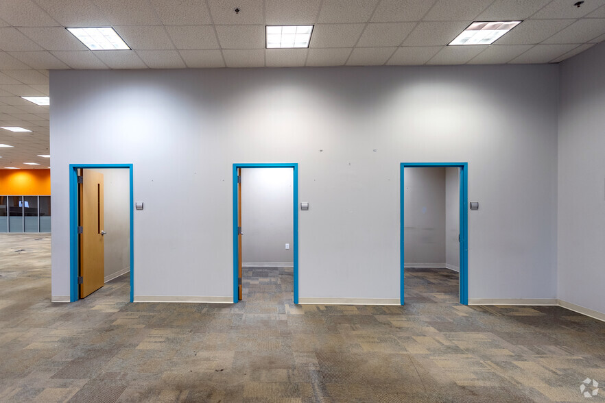 More Photos Of 2641 Sumner Blvd, Raleigh Unknown For Lease