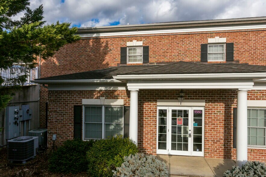 More Photos Of 9986 Spotswood Trl, Mc Gaheysville Office For Lease