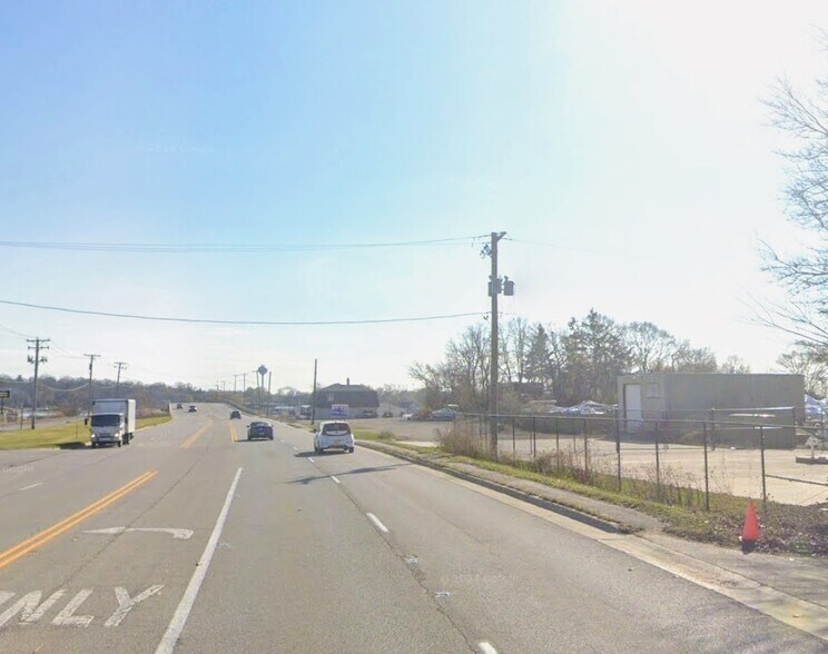 More Photos Of 160 US 12 hwy, Fox Lake Land For Sale