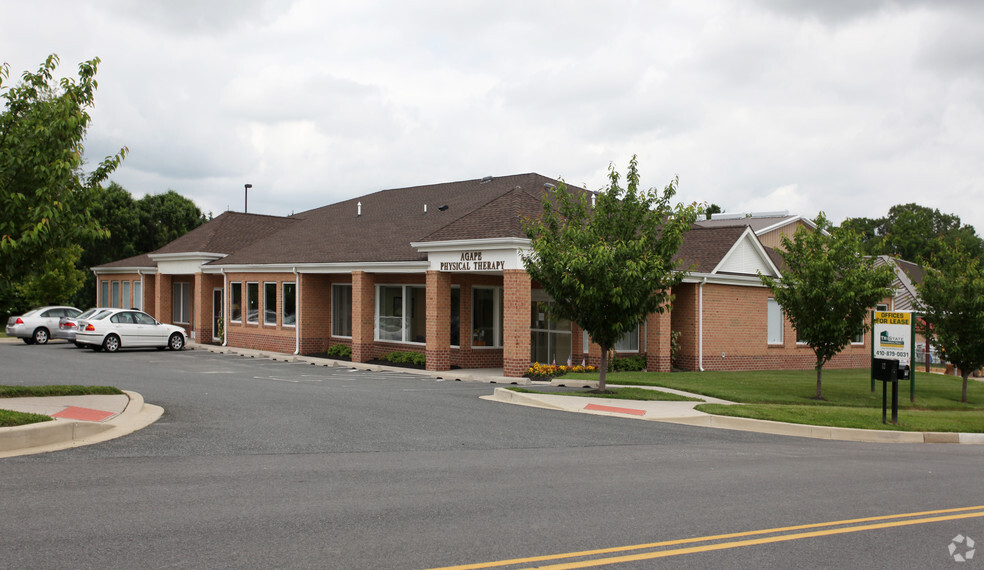 Primary Photo Of 12 Newport Dr, Forest Hill Medical For Lease