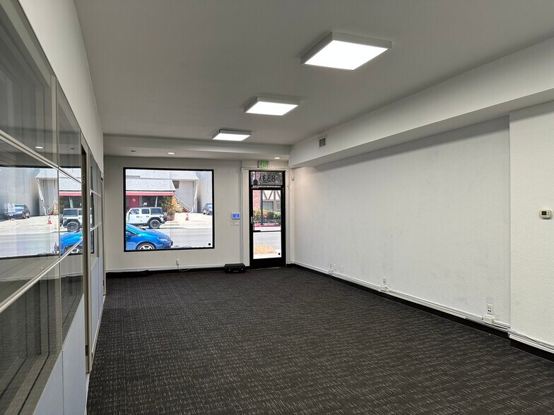 More Photos Of 833 N Hollywood Way, Burbank Office For Lease