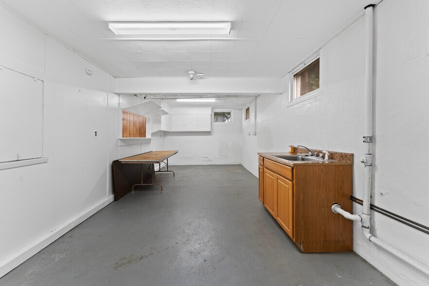 More Photos Of 21 Church St, Elmwood Park Religious Facility For Sale