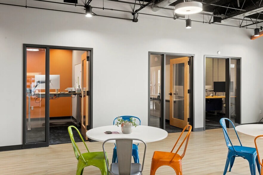 More Photos Of 912 N Classen Blvd, Oklahoma City Loft Creative Space For Sale