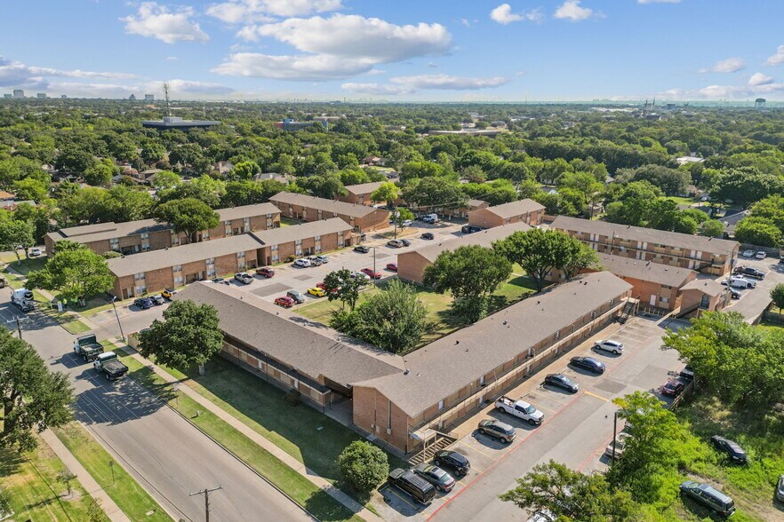 More Photos Of 500 Haley St, Irving Apartments For Sale