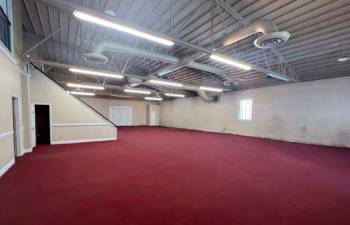 More Photos Of 111 Maple Ave, Sanford Industrial For Sale