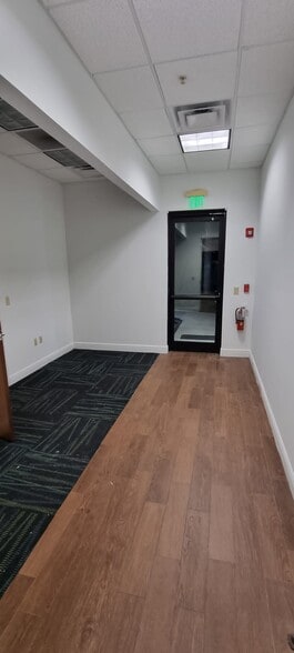 More Photos Of 17800 Bali Blvd, Winter Garden Office For Sale