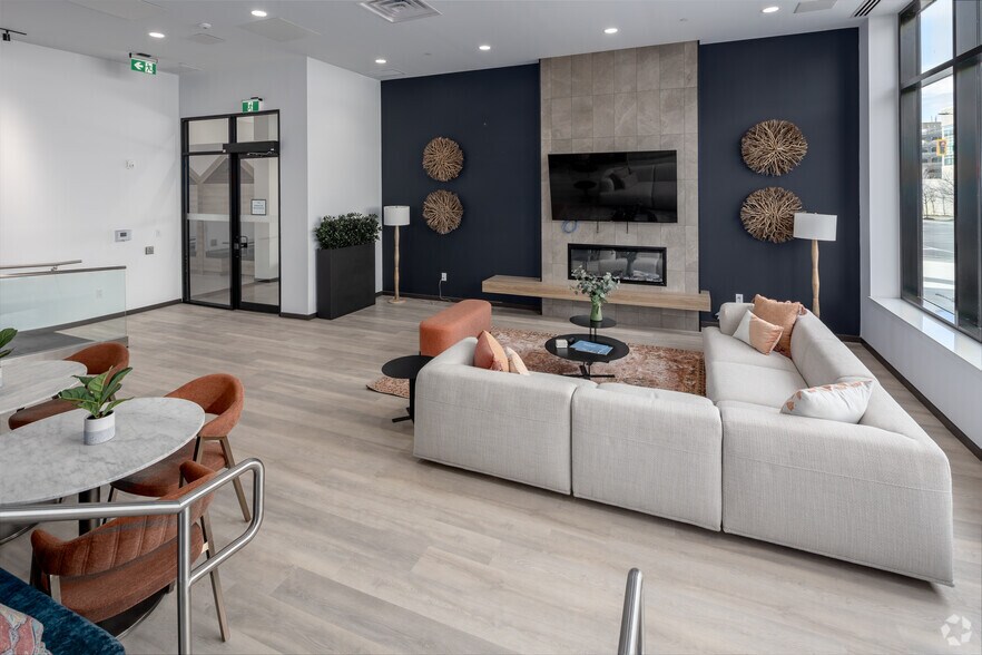 More Photos Of 66 Weber St E, Kitchener Apartments For Lease