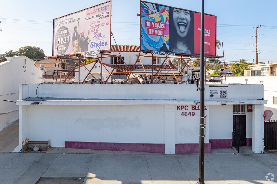 More Photos Of 4847 Crenshaw Blvd, Los Angeles Storefront Retail Residential For Sale