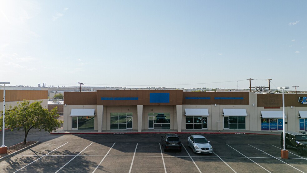 More Photos Of 1368 N Zaragoza Rd, El Paso Storefront For Lease