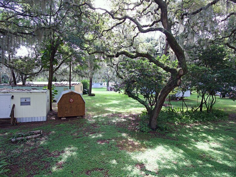 More Photos Of 28313 US Highway 27, Leesburg Multifamily For Sale