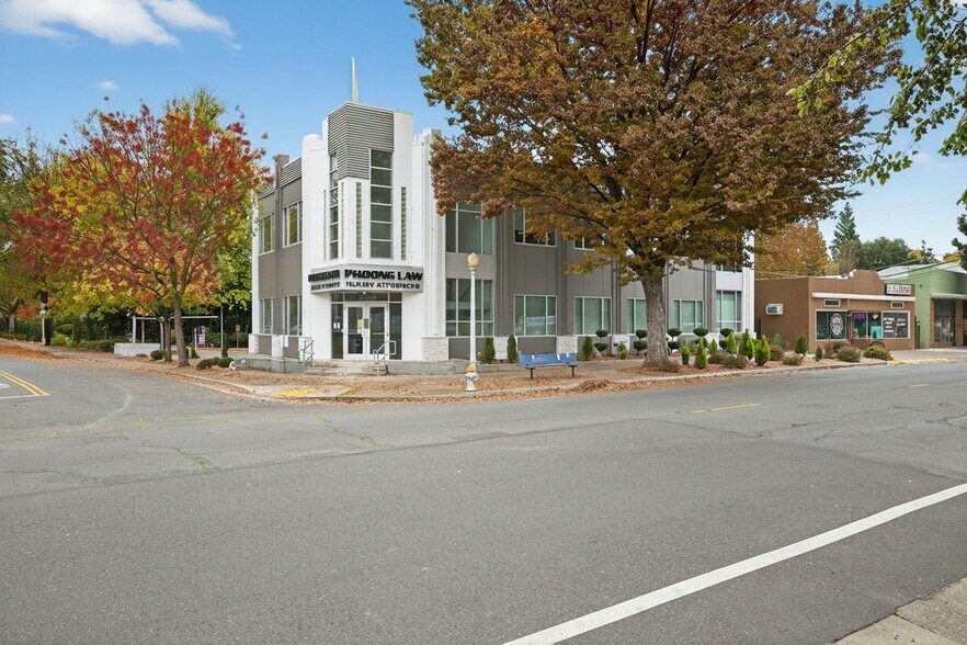 More Photos Of 2725 Riverside Blvd, Sacramento Loft Creative Space For Sale