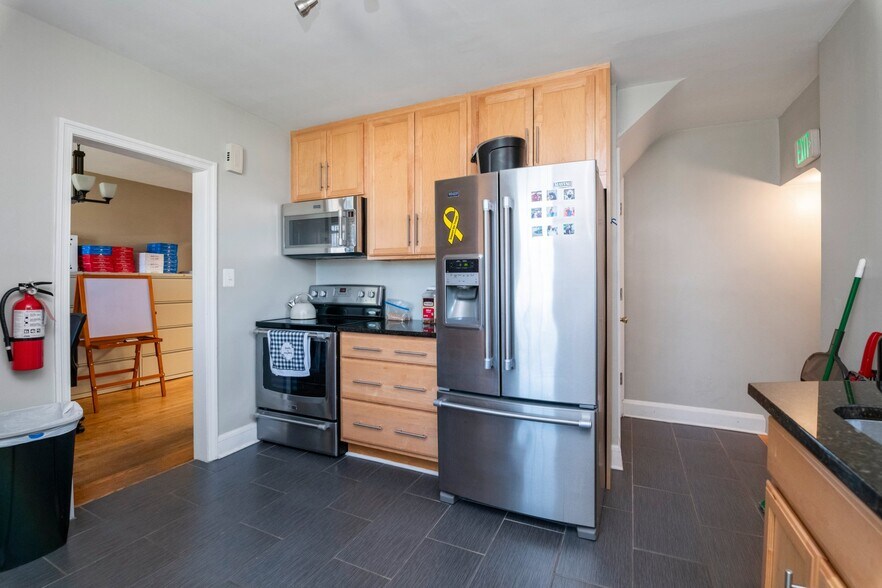 More Photos Of , Rosedale Office For Sale