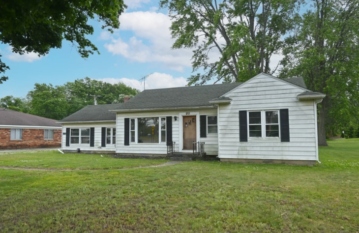 Primary Photo Of 1272 E West Maple Rd, Walled Lake Land For Sale