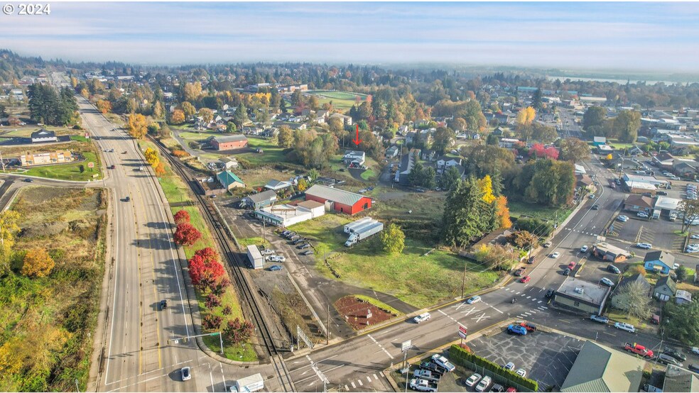 More Photos Of 100 Running Dogs Ln, Saint Helens Specialty For Sale