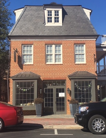 Primary Photo Of 116 W Washington St, Middleburg Office For Lease