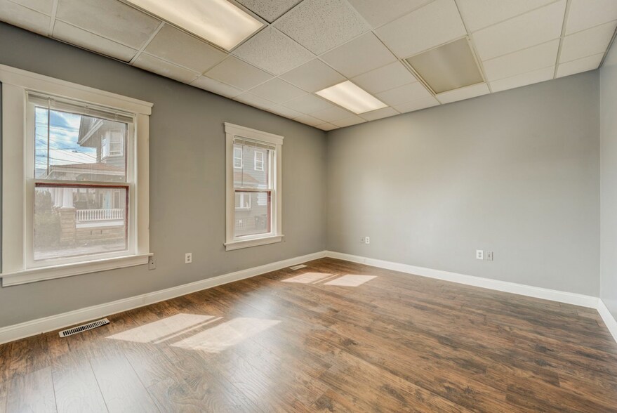More Photos Of 4432 Pearl Rd, Cleveland Specialty For Sale