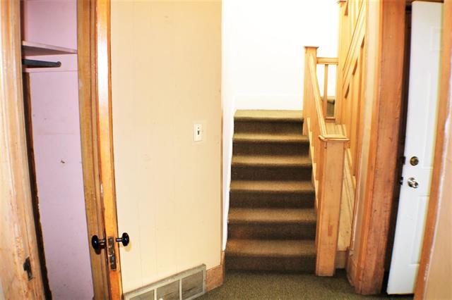 More Photos Of 401 S Lucas St, Iowa City Apartments For Sale