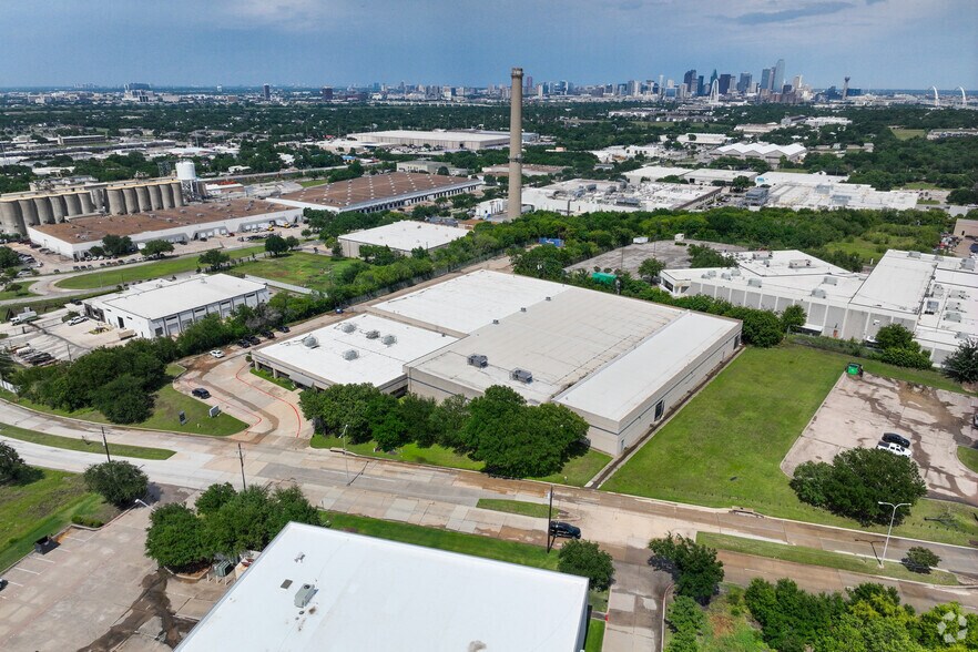 More Photos Of 2050 Postal Way, Dallas Distribution For Sale