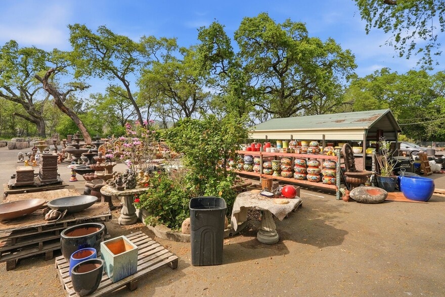 More Photos Of 5930 Cherry Glen Rd, Vacaville Garden Center For Sale