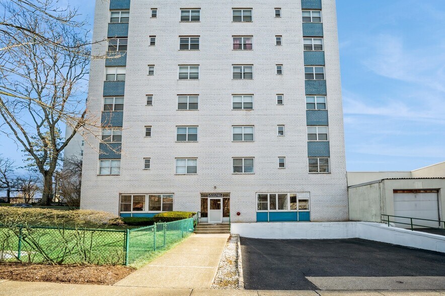 Primary Photo Of 499 N Broadway, White Plains Apartments For Lease