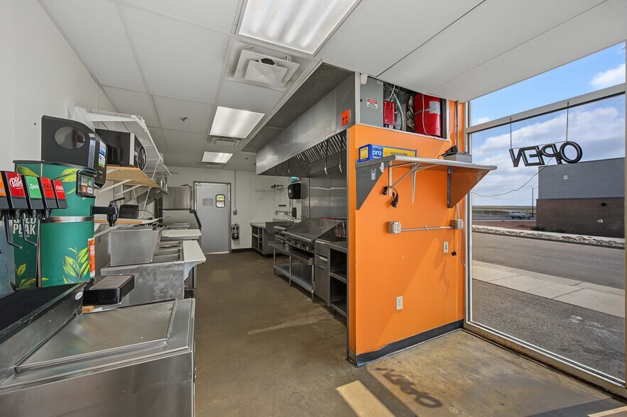 More Photos Of 2290 Rawlings Blvd, Pueblo Freestanding For Lease