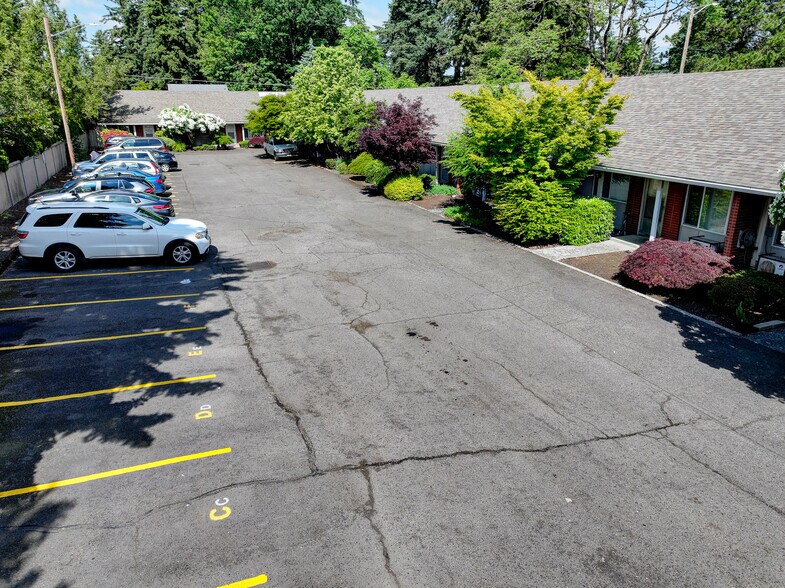 More Photos Of 611 SE 139th Ave, Portland Apartments For Sale