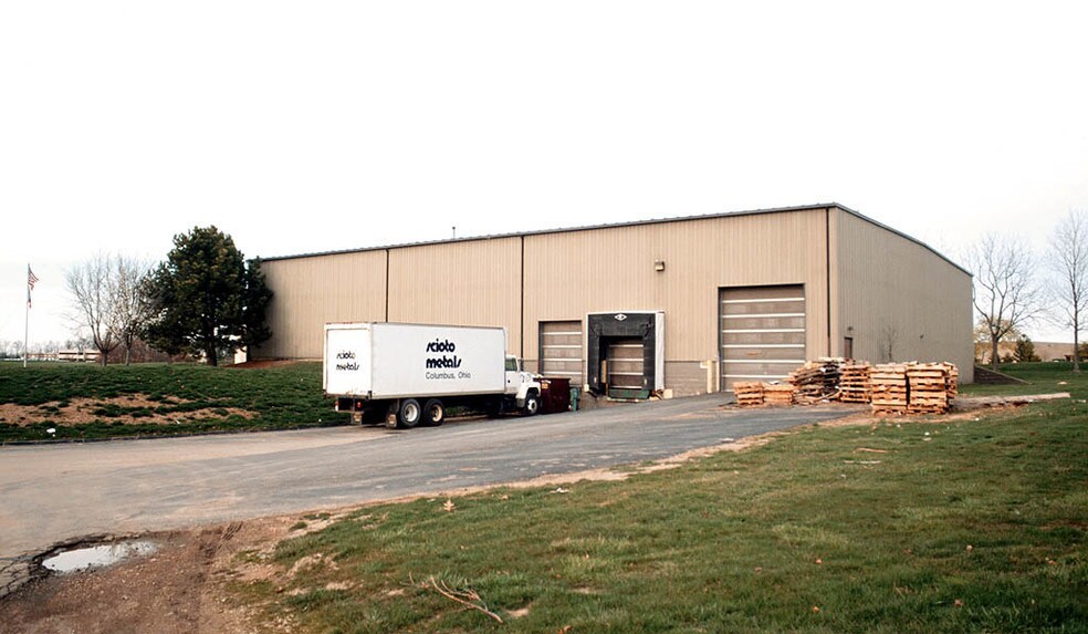 More Photos Of 209 Green Meadows Dr S, Lewis Center Warehouse For Lease