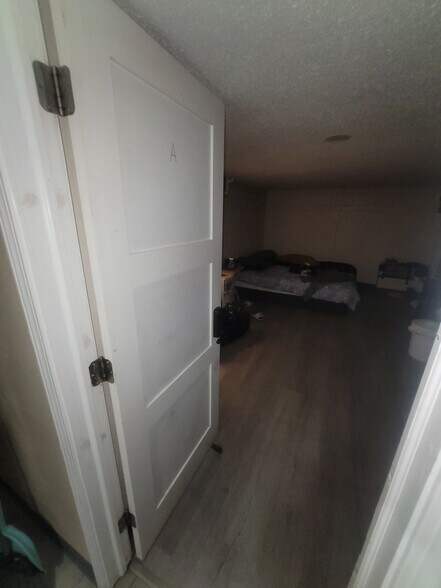 More Photos Of 1458 W 32nd St, Indianapolis Apartments For Sale