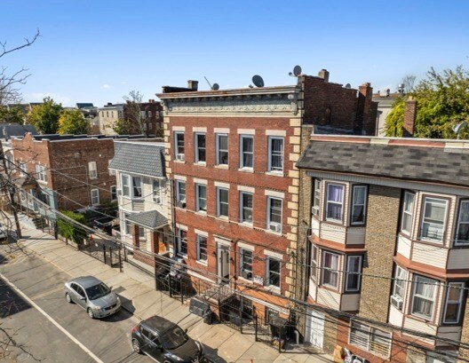 Primary Photo Of 612 N 5th St, Newark Apartments For Sale