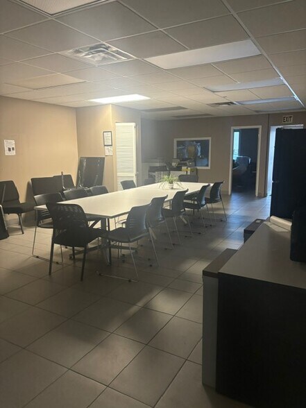 More Photos Of 3861-3870 West Rd, Cortland Auto Dealership For Sale