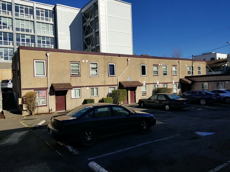 More Photos Of 8600 Aurora Ave N, Seattle Apartments For Sale