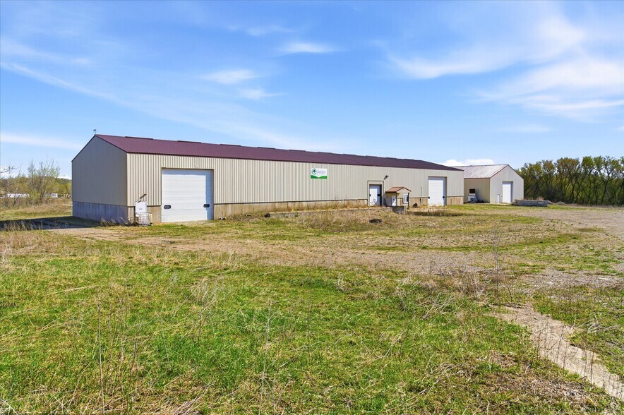 More Photos Of 24104 755th Ave, Albert Lea Warehouse For Sale