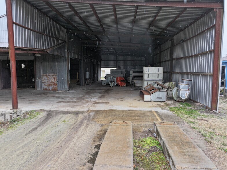 More Photos Of 1331 Stancell St, Roanoke Rapids Warehouse For Sale