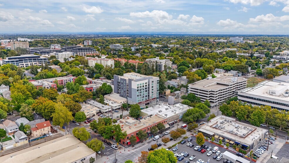 More Photos Of 1725 14th St, Sacramento Office For Sale